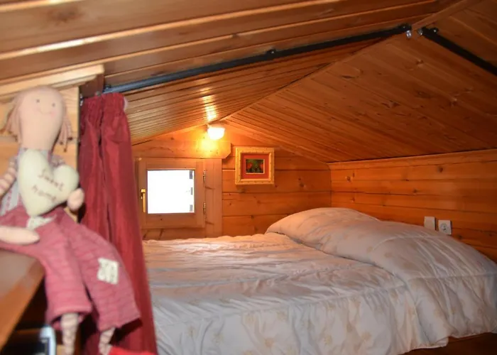 Rouge Sorbier * Font-Romeu-Odeillo-Via